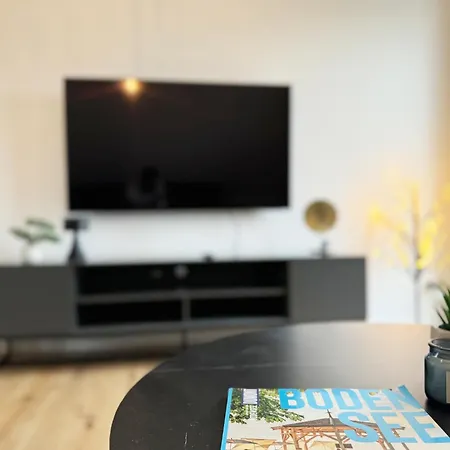 Heimatliebe In Direkter Seenaehe Friedrichshafen