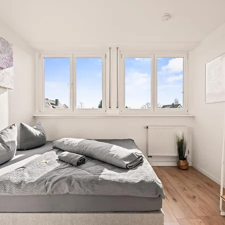 Heimatliebe In Direkter Seenaehe * Friedrichshafen